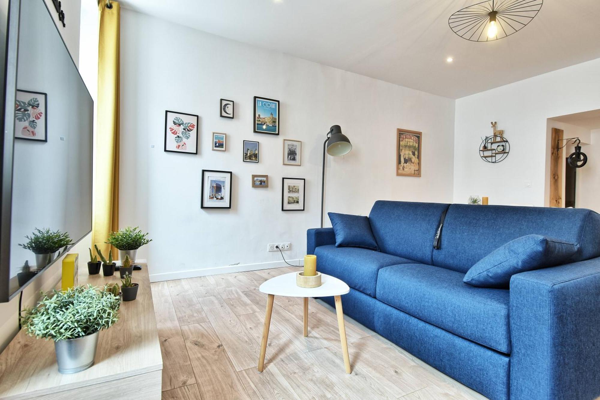 Joli T2 Au Vieux-port - 1er Etage
